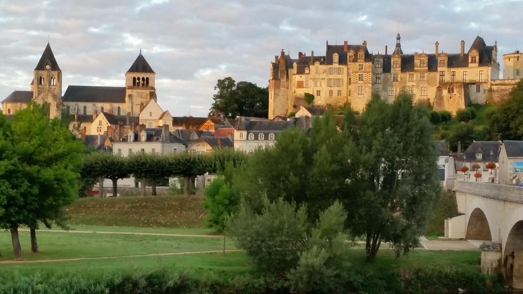 La Chaussee Des Ponts Noyers-sur-Cher Δωμάτιο φωτογραφία