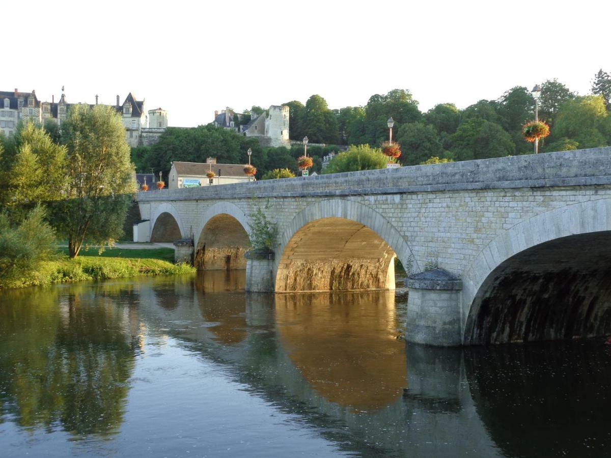 La Chaussee Des Ponts Noyers-sur-Cher Εξωτερικό φωτογραφία